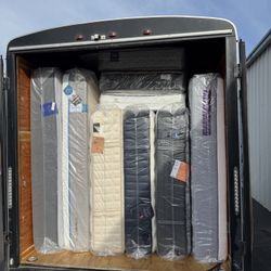 NEW PREMIUM LUXURY MATTRESSES!!! BIG SAVINGS!!! HUGE DISCOUNTS!! LOCAL PICK UP!!!