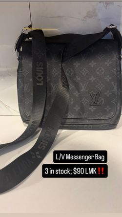 Black L/V Messenger Bag