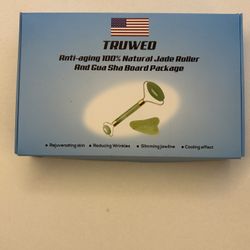 Natural Jade Roller– Gua Sha 