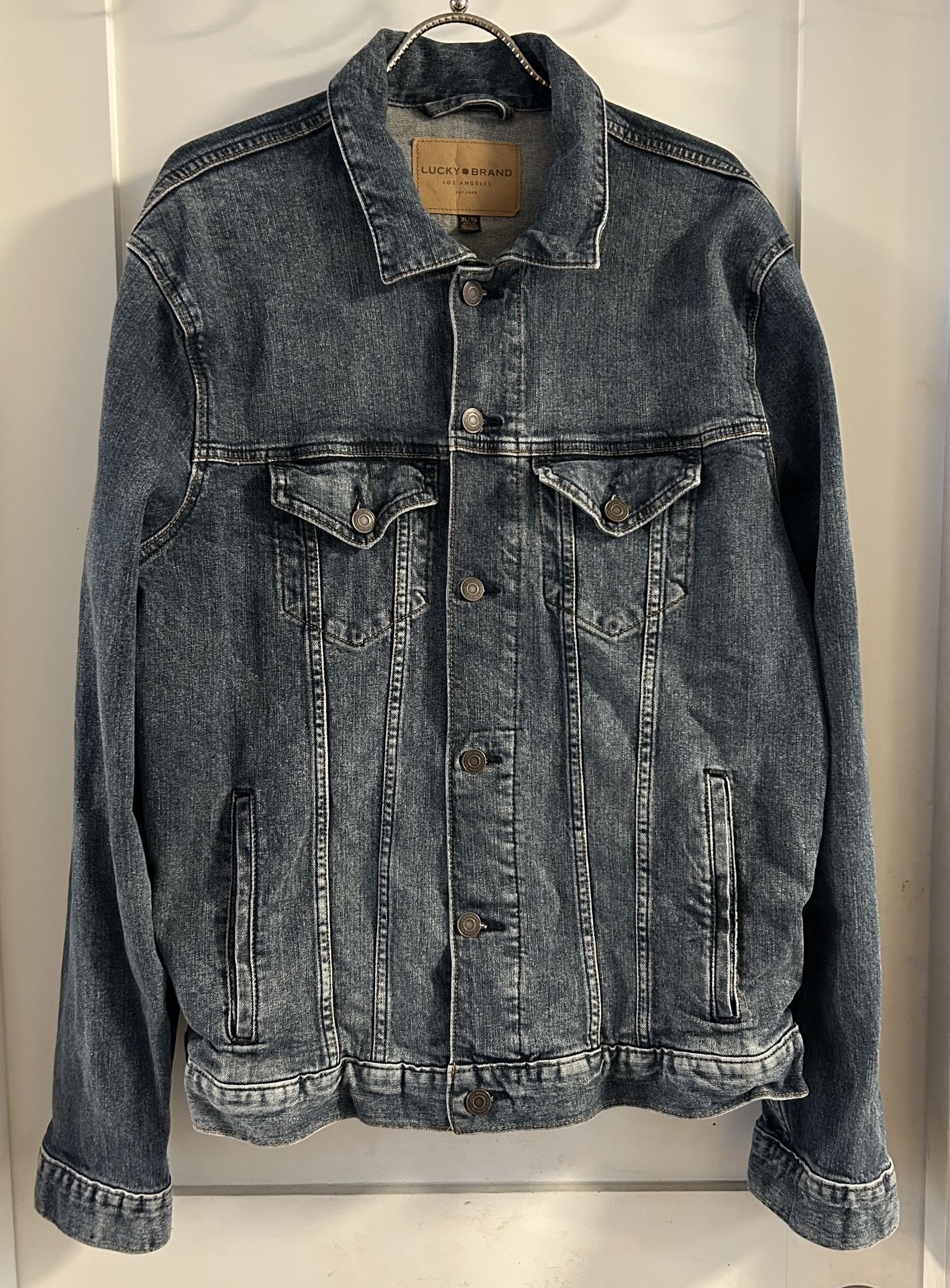 Lucky Brand Men’s XL Jean Jacket