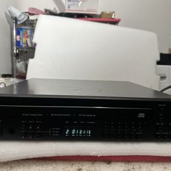 Adcom GCD-600 5 Disc Carousel CD Player Changer