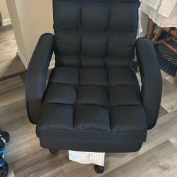 Chair With Lounge 