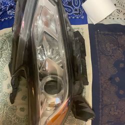 2016-18 Nissan Altima Halogen Headlights 