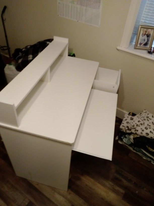 White Desk