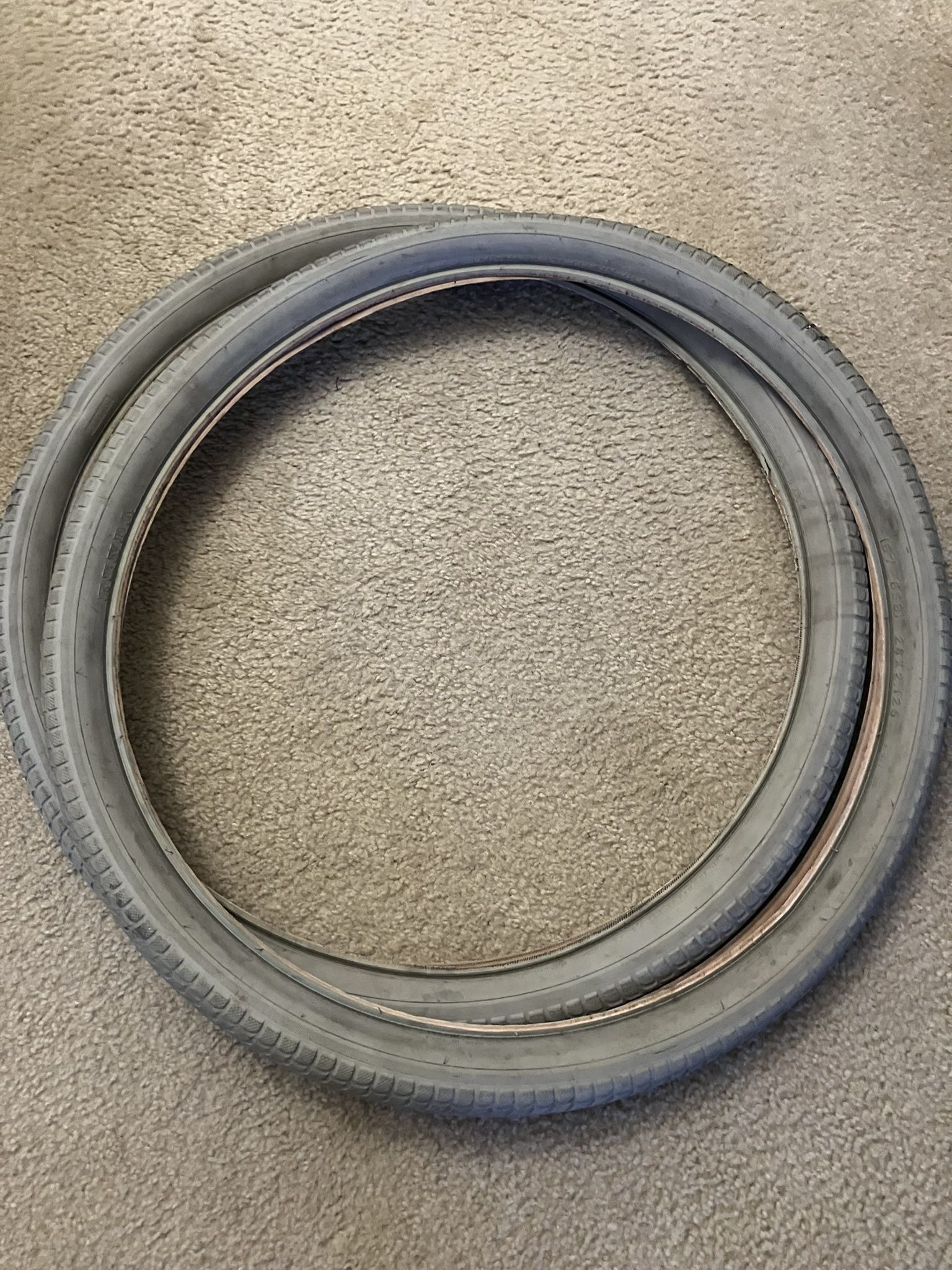 Gray Kenda 26x2.125 bike tires