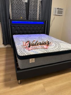 New queen bed frame with mattress
