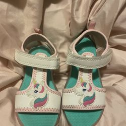 Girls sandals