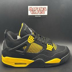 Jordan 4 Retro Thunder (2023) Sz. 9