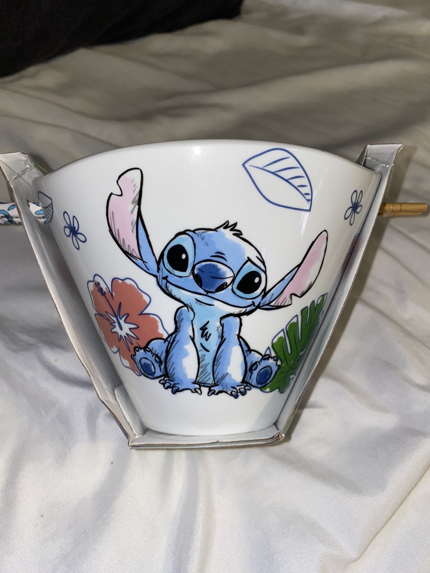 Disney Lilo & Stitch Sketch Hibiscus Ramen Bowl With Chopsticks NEW