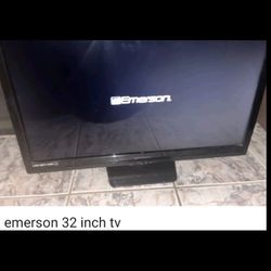 32 Inch Tv Great Picture With Remote,,,(contact info removed)