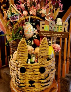 Easter Arrangement