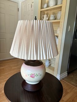 Vintage Ceramic Floral Table Lamp