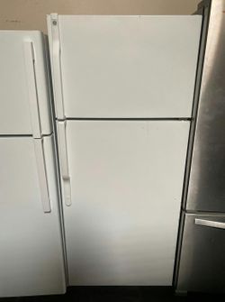 GE Top Mount Refrigerator White