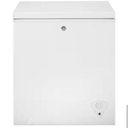 Garage Ready 5.1 cu. ft. Manual Defrost Chest Freezer in White