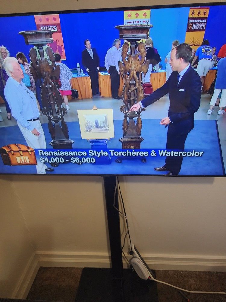 55" Samsung CRYSTAL UHD SMART Tv With Stand