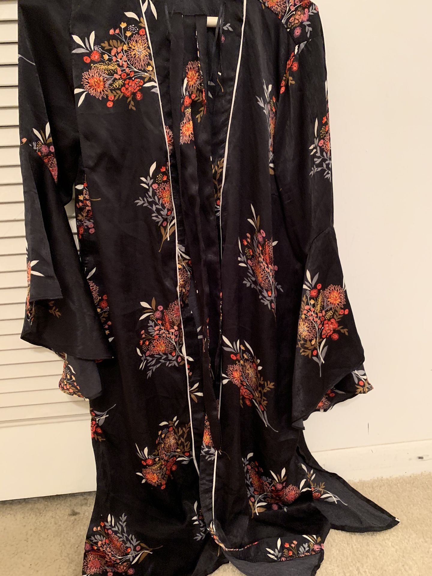 Brand new size 4 night wear