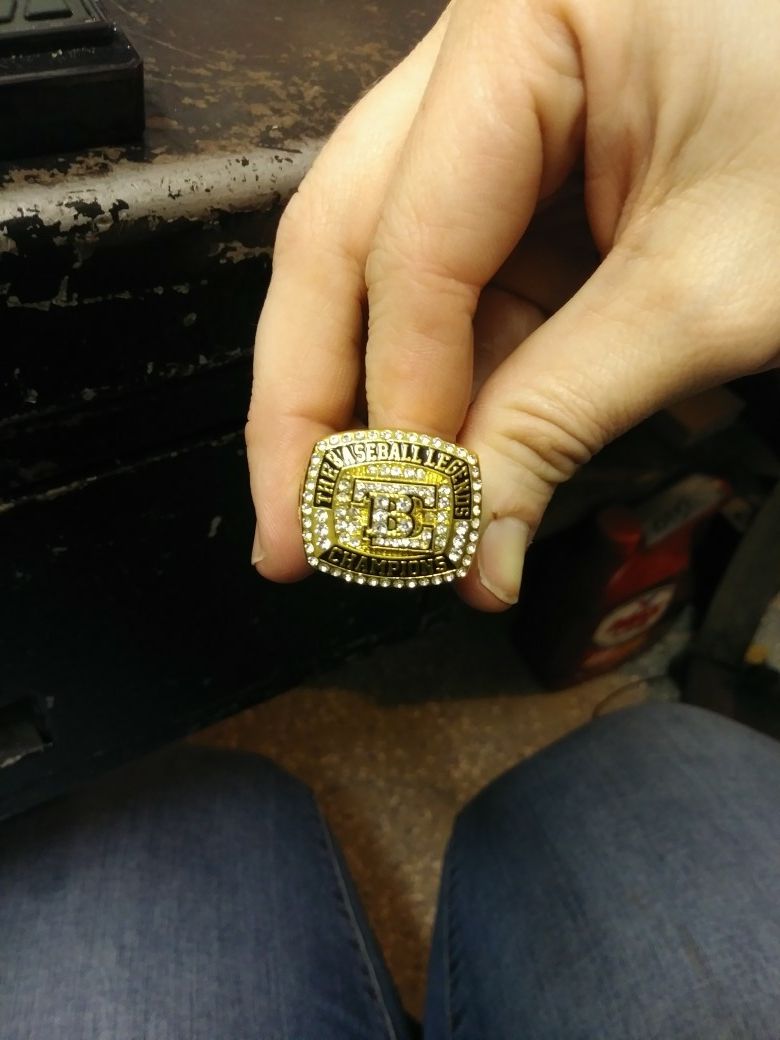 2 Tbl Baseball Championship Rings For Sale In North Las Vegas Nv Offerup