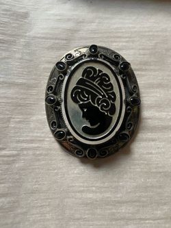Cameo Brooch 1930’s Original By Robert