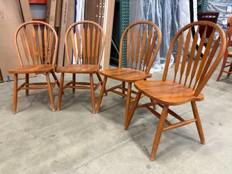 D-SCAN Vintage Oak Spindle Back Dining Room Chairs (Set of 4)