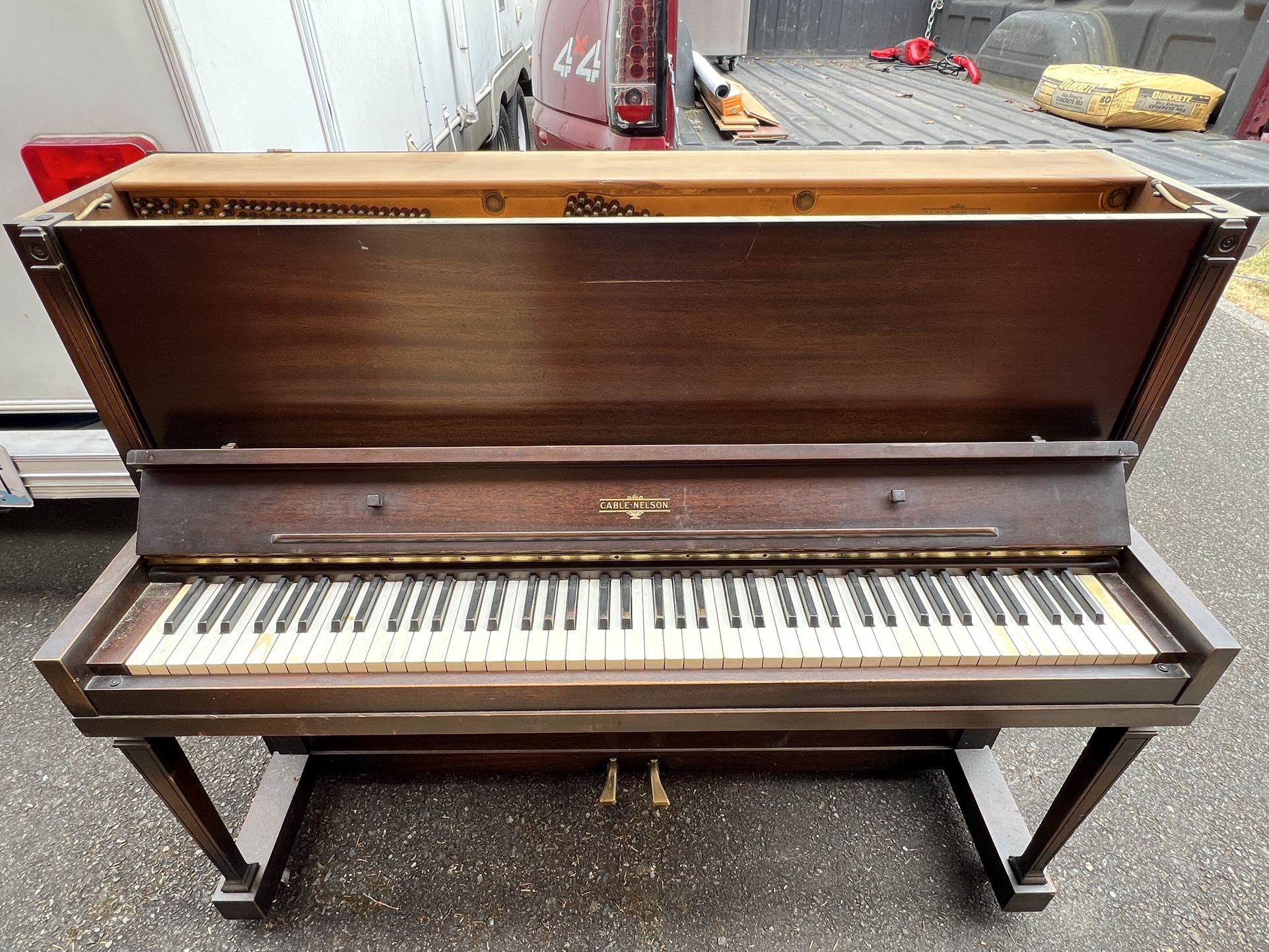 Cable-Nelson VP Mahogany Piano & Bench