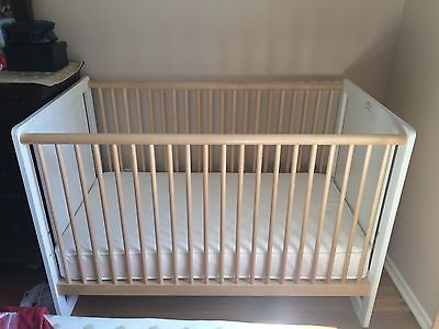 Oeuf Robin Crib