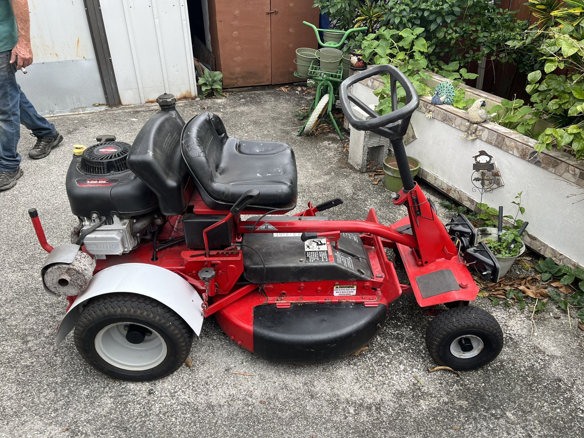 Snapper Lawn Tractor 