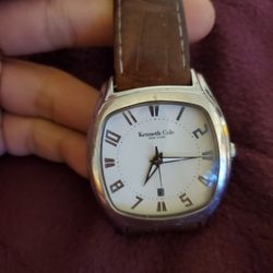 Kenneth Cole Stainless Steel White Dial Brown Strap Watch. New Japanese battery,good working