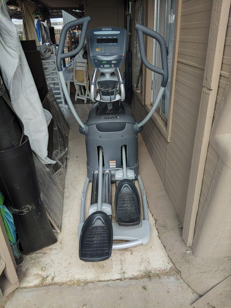 Octane Fitness Elliptical