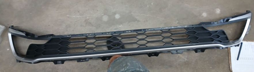 New 11-13 Kia Optima Front Lower Grille Original
