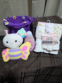 ALL NEW WITH TAGS Baby Girl Gift