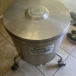 Delfield Electric Stainless Steal Commercial Vegetables/Salad Spinner 120 Gallon 