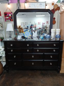 HEAVY DUTY DRESSER AND MIRROR