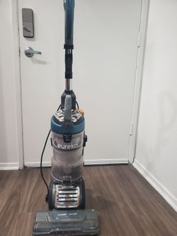 UREKA FLOOR OVER VACUUM CLEANER