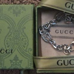 GUCCI INTERLOCKING "G'S" BRACELET FOR A MAN OR WOMEN. 22CM 