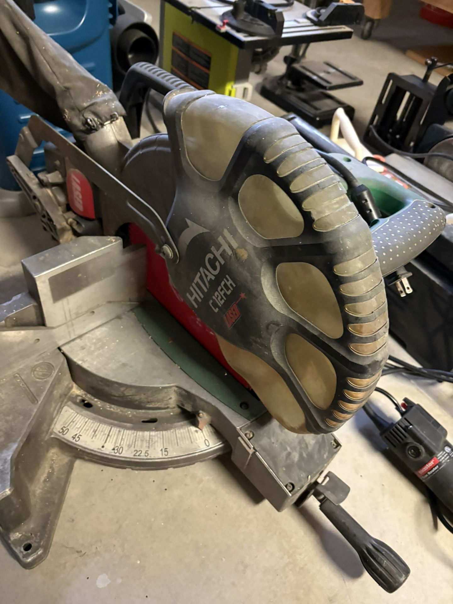 Hitachi 12 Miter Saw