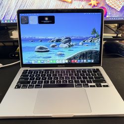 13” M1 MacBook Pro - Silver