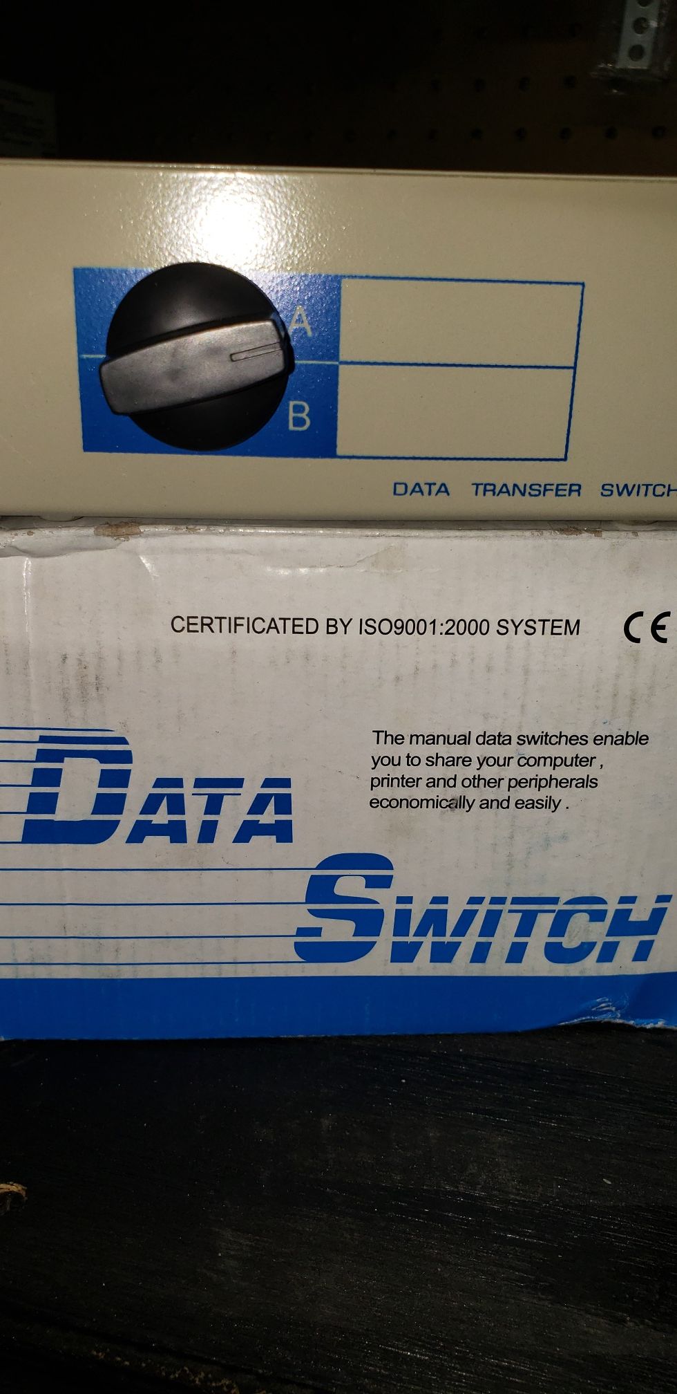 VGA to vga a/b switching unit ( brand new)