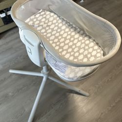 BassiNest Swivel Sleeper 3.0