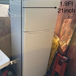 Danby Top Freezer Refrigerator in White, ENERGY STAR Rated