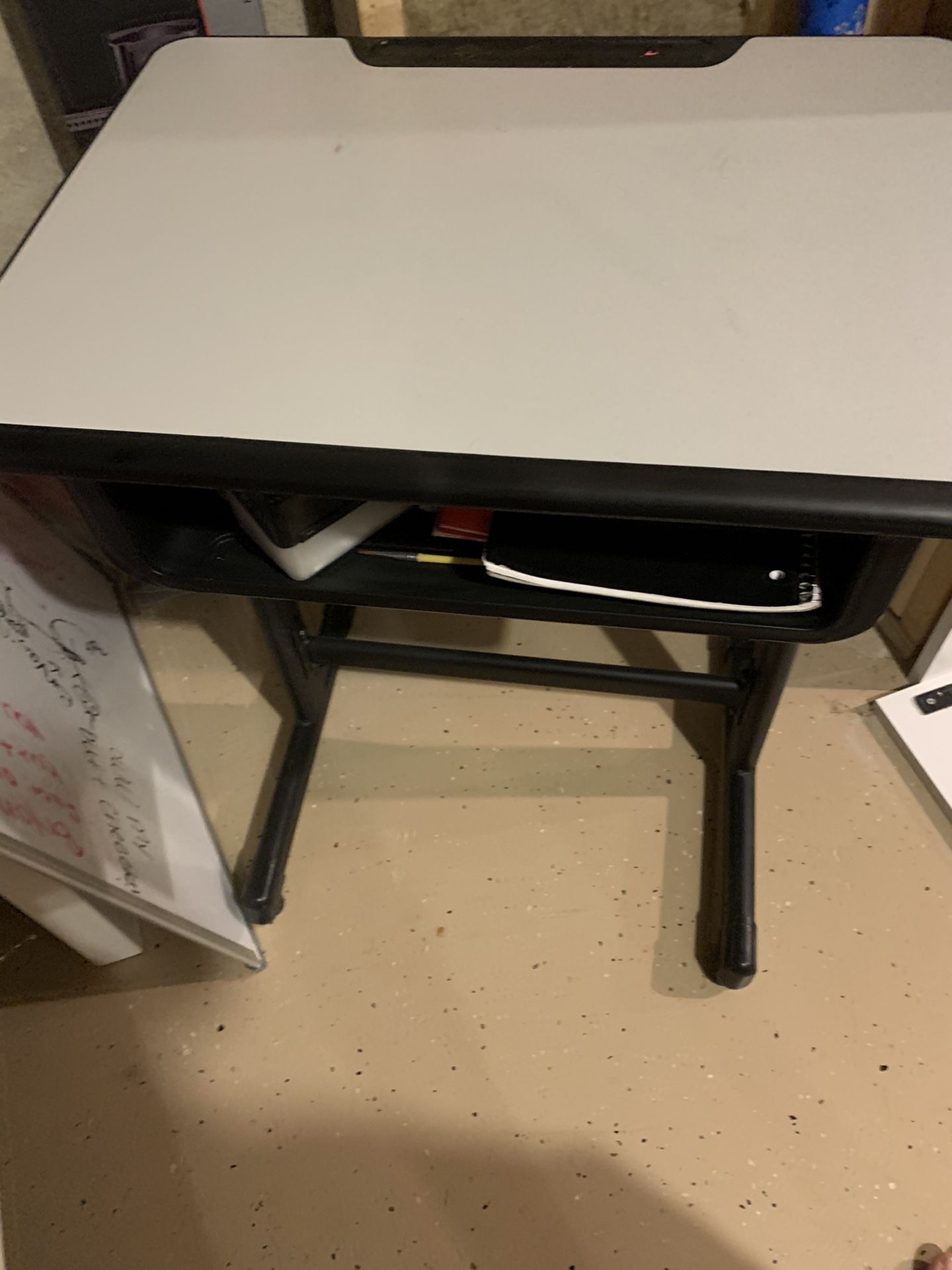 Kid Desk- Excellent Condition