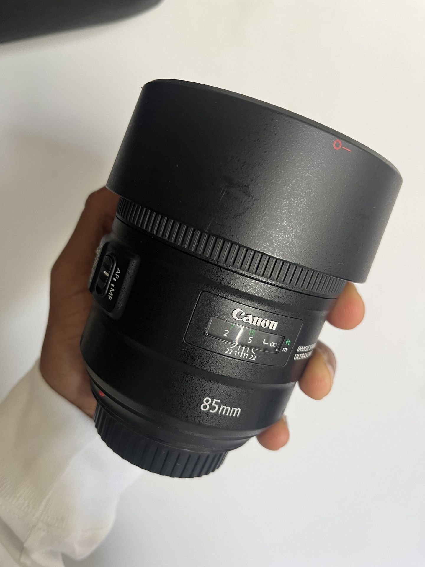 CANON 85mm f1.4 Sigma Art Lens