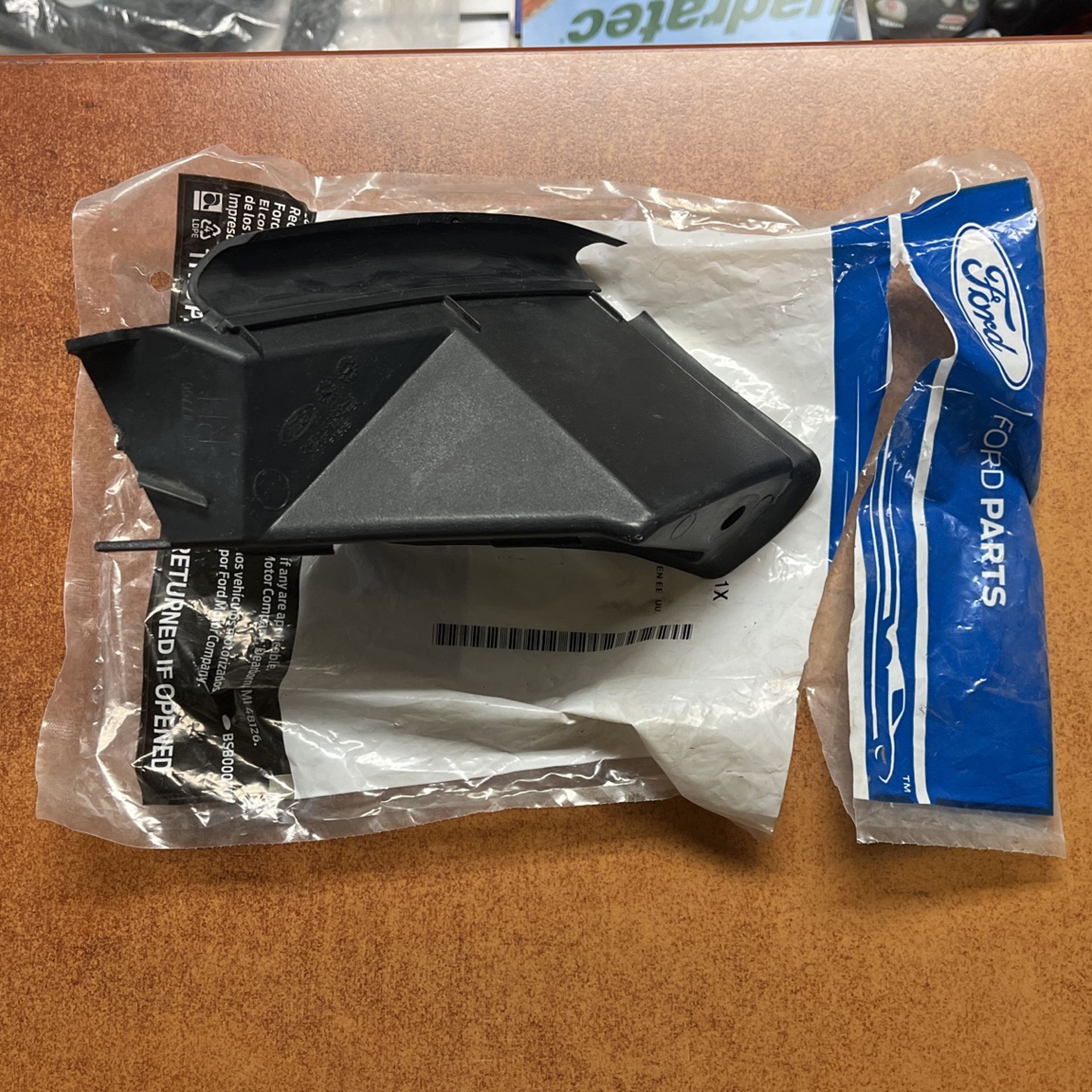 2015-19 Ford Transit Windshield Molding Passenger Side