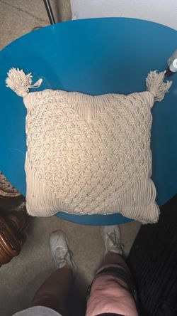 Opera House macrame pillow