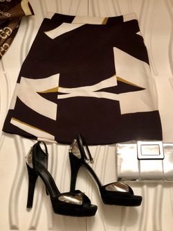 Short Skirt with back zipper, Size XS $40