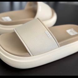 Reef Cushion Bondi Bay Slides | Women’s Size 8