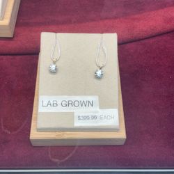LAB GROWN PENDENT