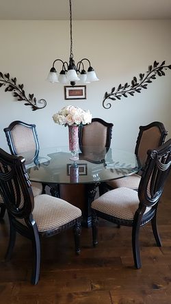 Dining table set
