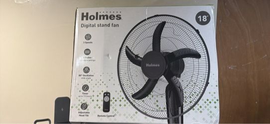 Holmes Digital stand fan 18”
