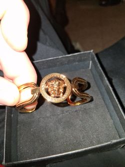 VERSACE  'Medusa' cuff bracelet, Size: M