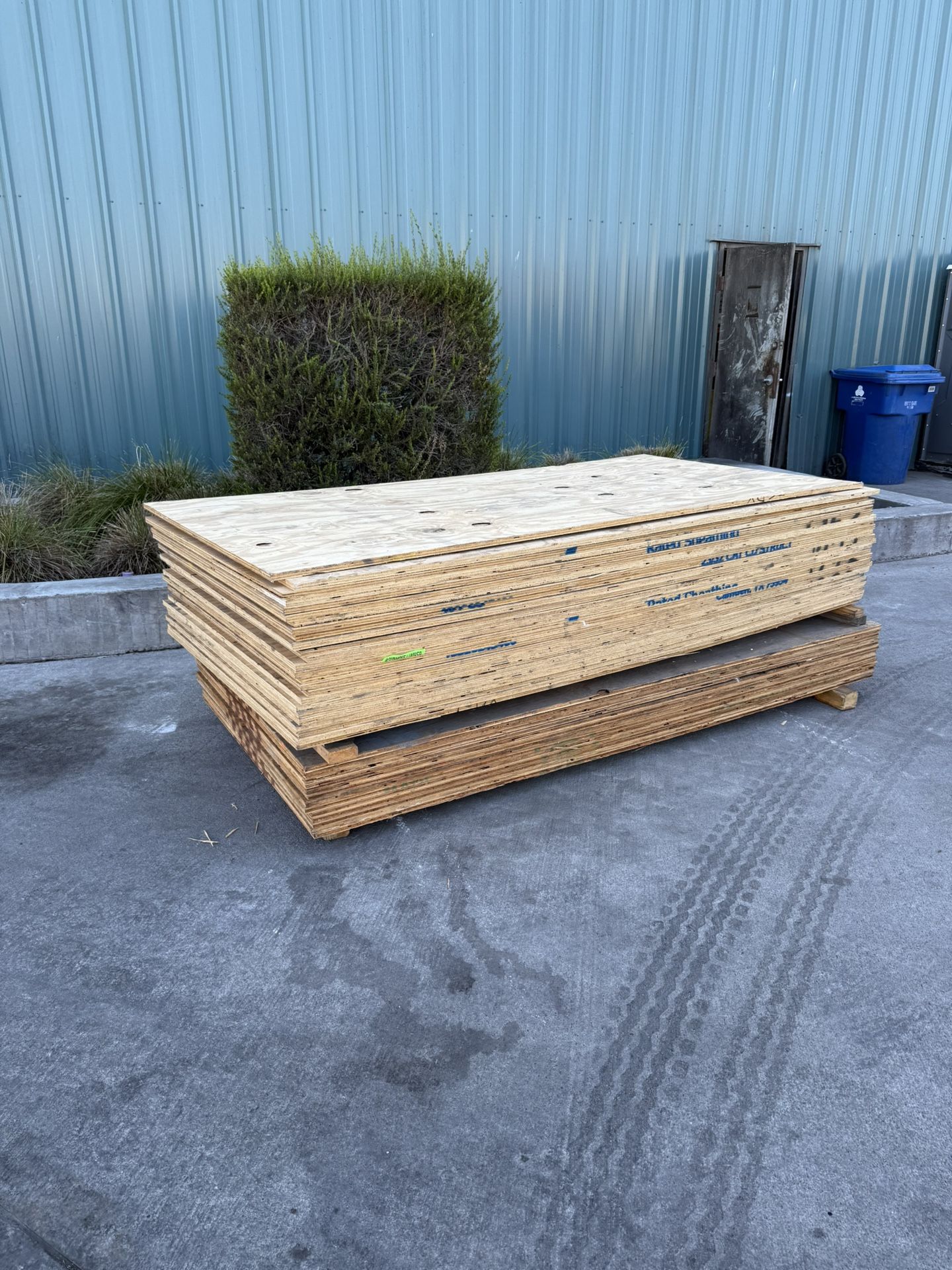 Plywood 3/4” 4x8 CDX for Sale in Los Angeles, CA OfferUp